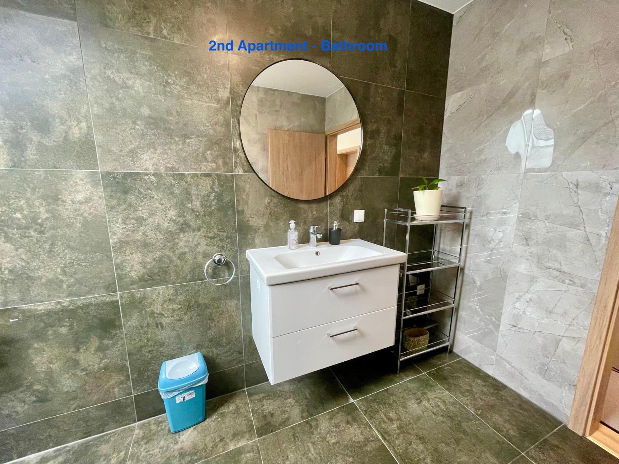 Cozy Apartment Near Vienna Airport Schwechat Exterior photo